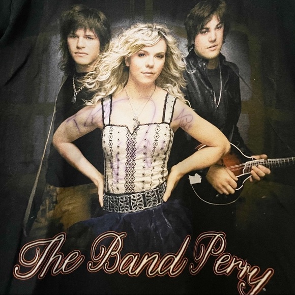 The Band Perry Autographed 2011 Tour Band Tee - Picture 3 of 7